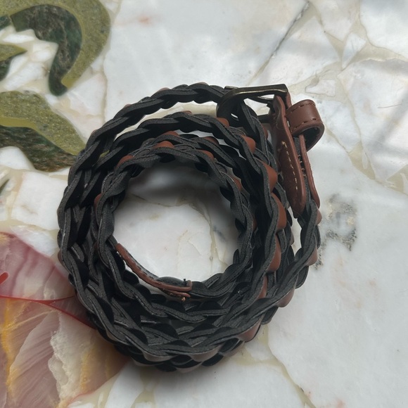LIKE NEW Smooth Dark Brown Braided Leather Belt - Picture 3 of 9